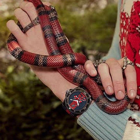 GUCCI Dive YA136214 Montre Pour Homme