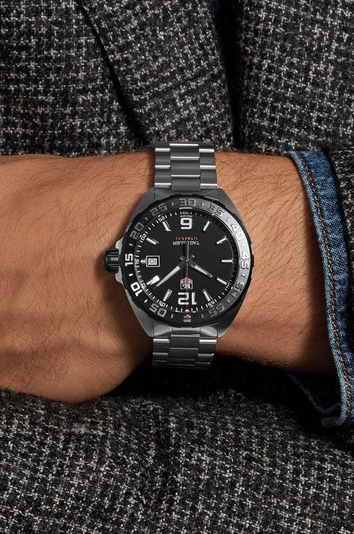 TAG HEUER FORMULA 1 WAZ1110.BA0875 Montre Pour Homme