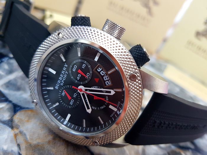 Burberry BU7700 Montre Sport Chronographe Pour Homme & Femme